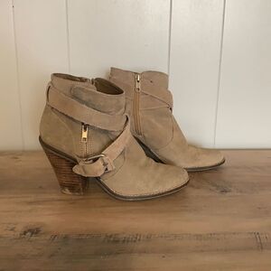 Dolce Vita Taupe Suede Booties Size 7